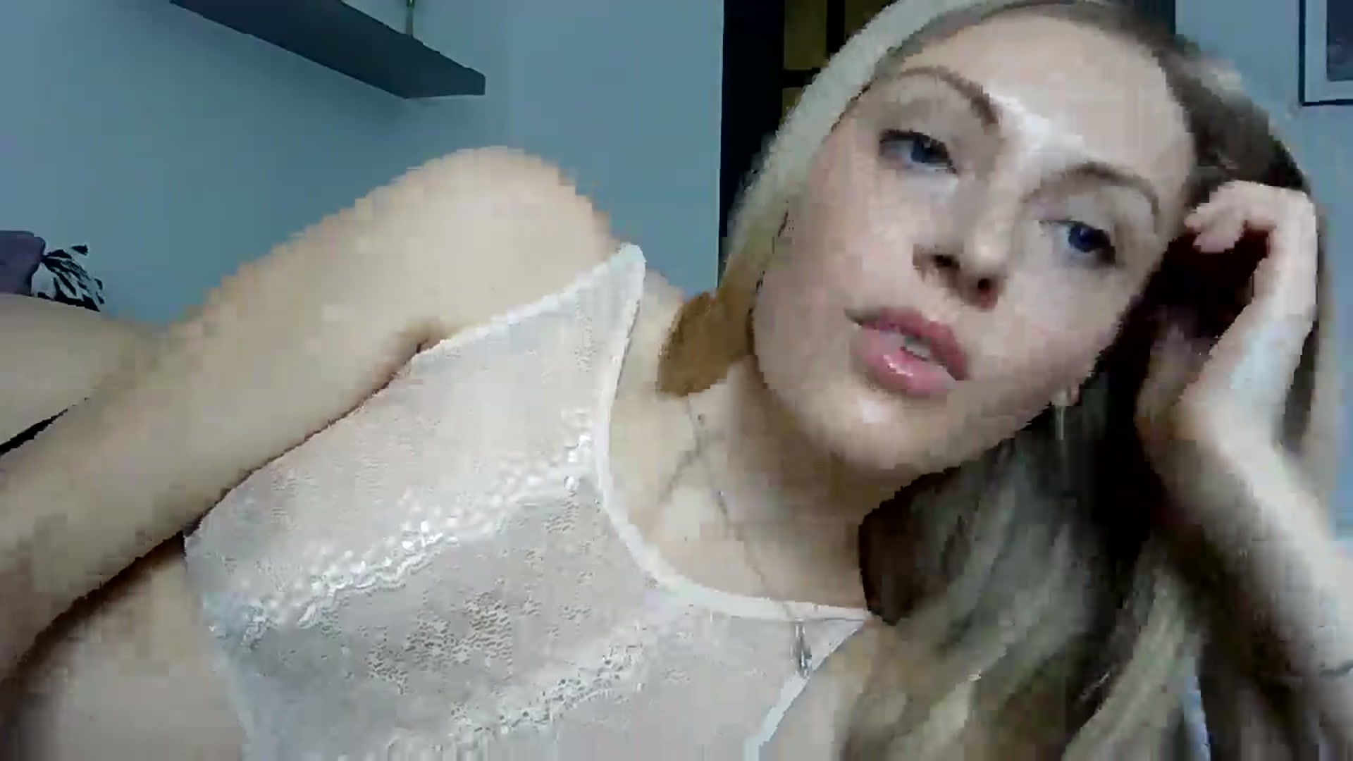 Gallery image thumbnail from Ur_kittycat's myfreecams stream on, 06/13/2025, 13:12 image 5 of 20