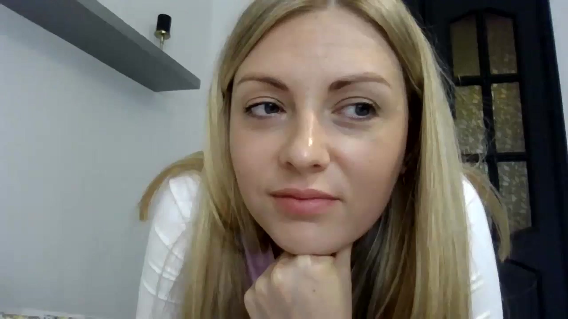 Gallery image thumbnail from Ur_kittycat's myfreecams stream on, 06/27/2025, 16:04 image 8 of 20