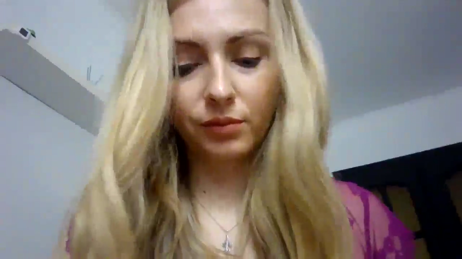 Gallery image thumbnail from Ur_kittycat's myfreecams stream on, 07/13/2025, 14:00 image 6 of 20