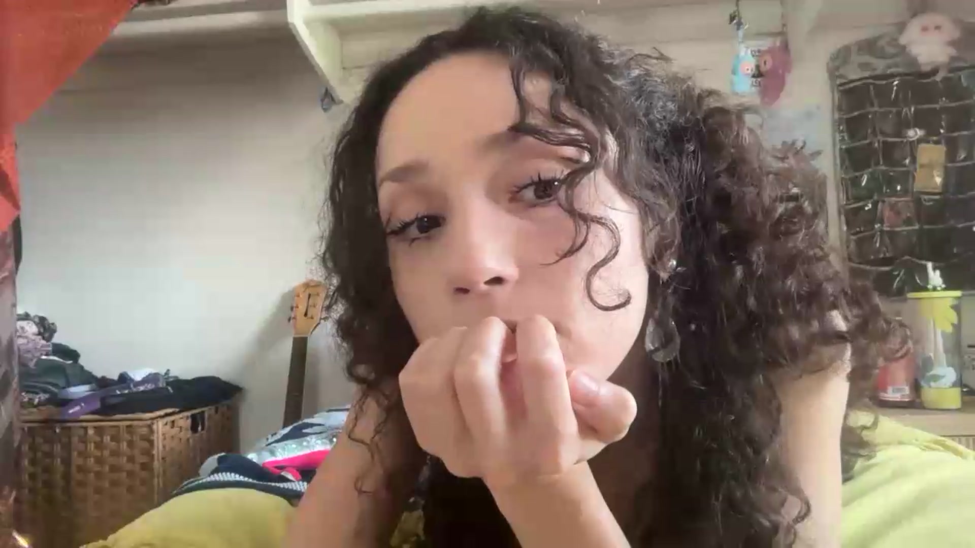 Gallery image thumbnail from Urpupp3t's myfreecams stream on, 07/31/2026, 16:40 image 18 of 20