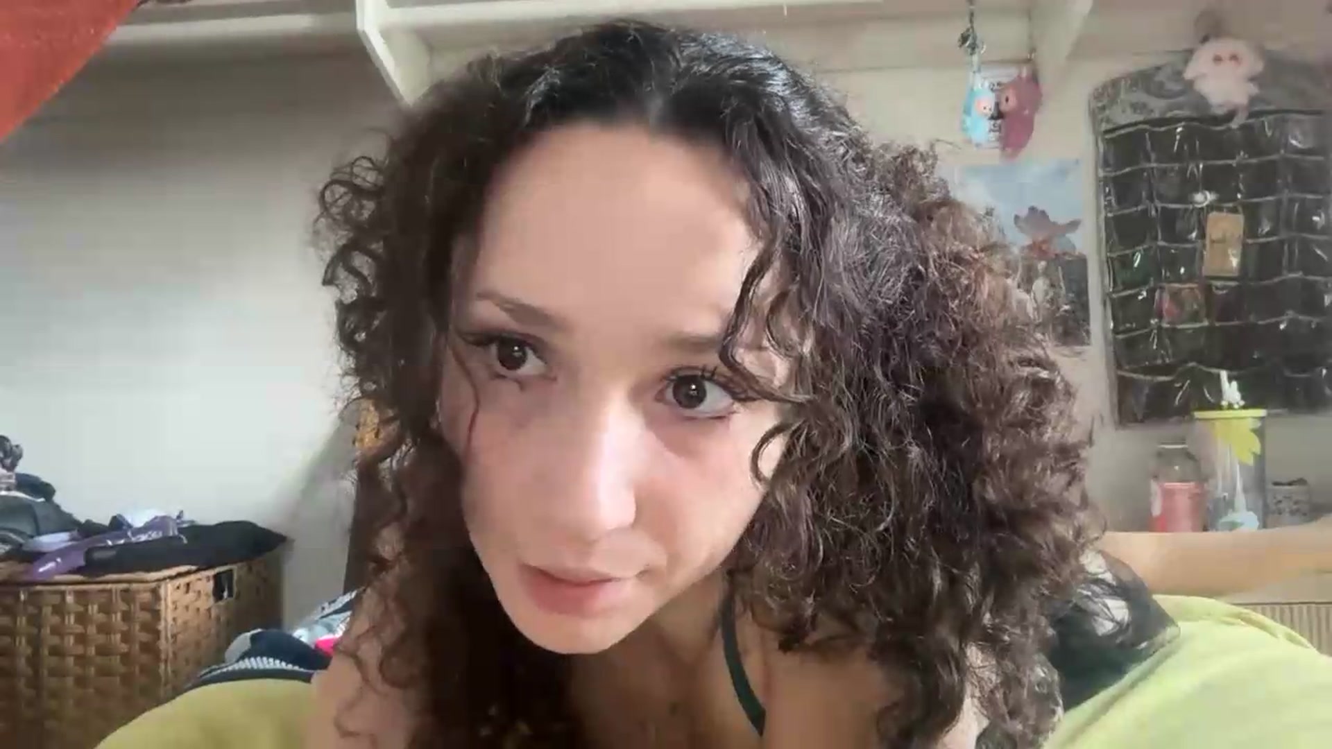 Gallery image thumbnail from Urpupp3t's myfreecams stream on, 07/31/2026, 16:40 image 12 of 20