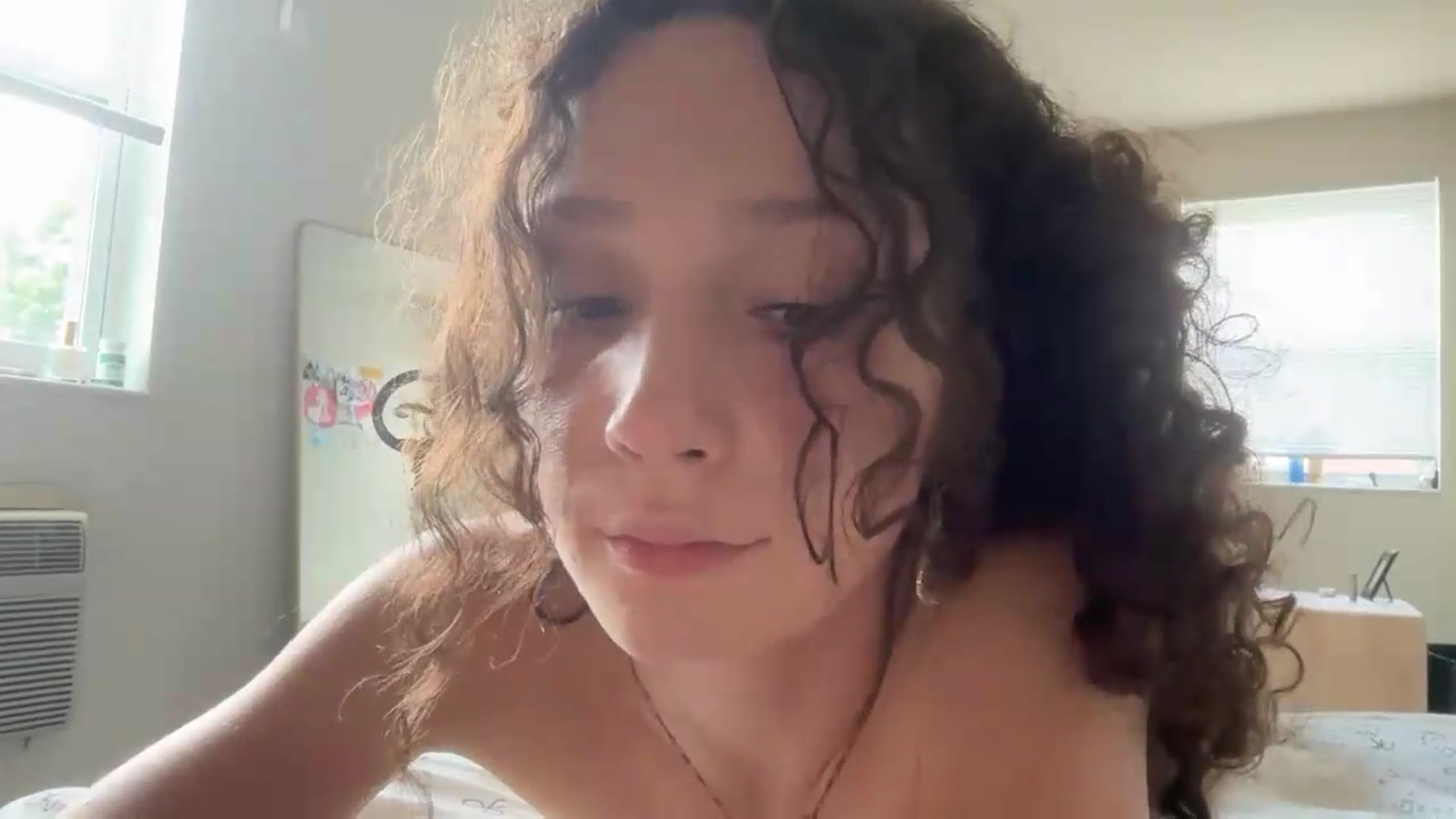Gallery image thumbnail from Urpupp3t's myfreecams stream on, 07/31/2026, 17:56 image 17 of 20