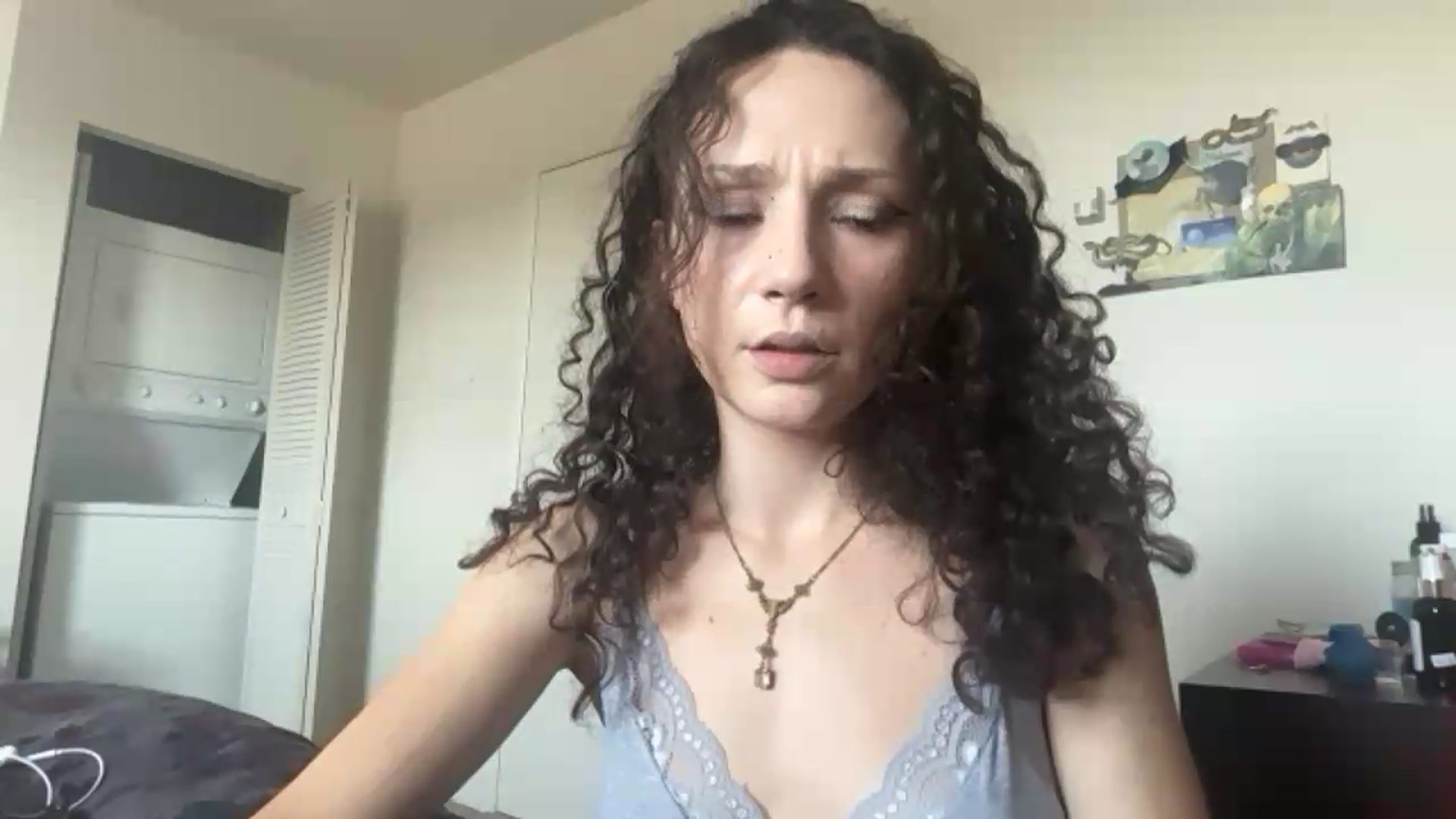 Gallery image thumbnail from Urpupp3t's myfreecams stream on, 08/04/2026, 19:34 image 5 of 20