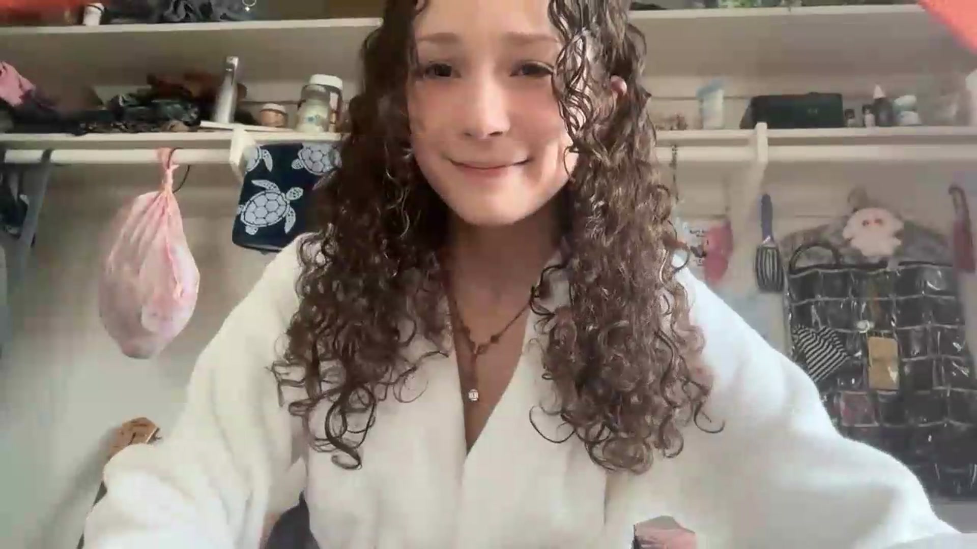 Gallery image thumbnail from Urpupp3t's myfreecams stream on, 08/10/2026, 15:21 image 17 of 20