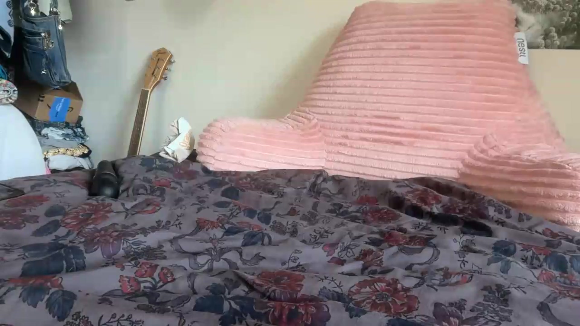 Gallery image thumbnail from Urpupp3t's myfreecams stream on, 08/10/2026, 18:04 image 15 of 20