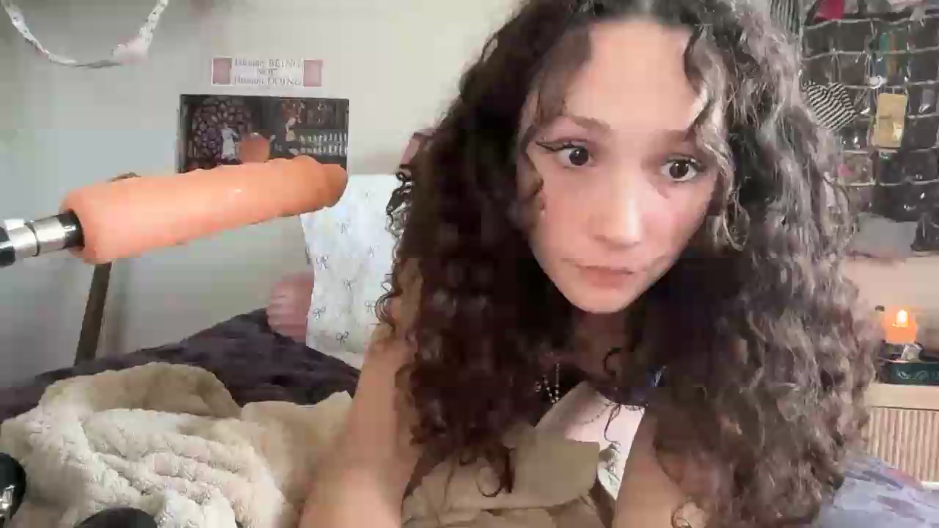 Gallery image thumbnail from Urpupp3t's myfreecams stream on, 08/13/2026, 17:47 image 1 of 20