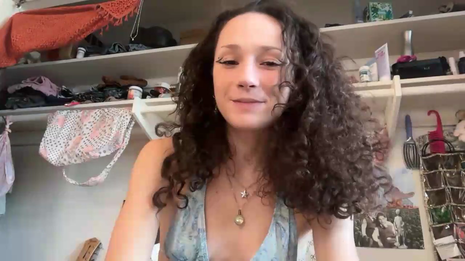 Gallery image thumbnail from Urpupp3t's myfreecams stream on, 08/16/2026, 17:17 image 9 of 20