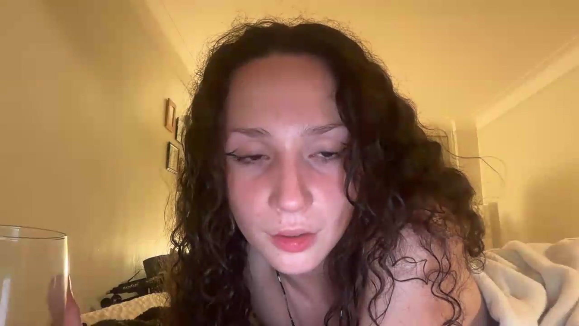 Gallery image thumbnail from Urpupp3t's myfreecams stream on, 09/02/2026, 01:04 image 9 of 20