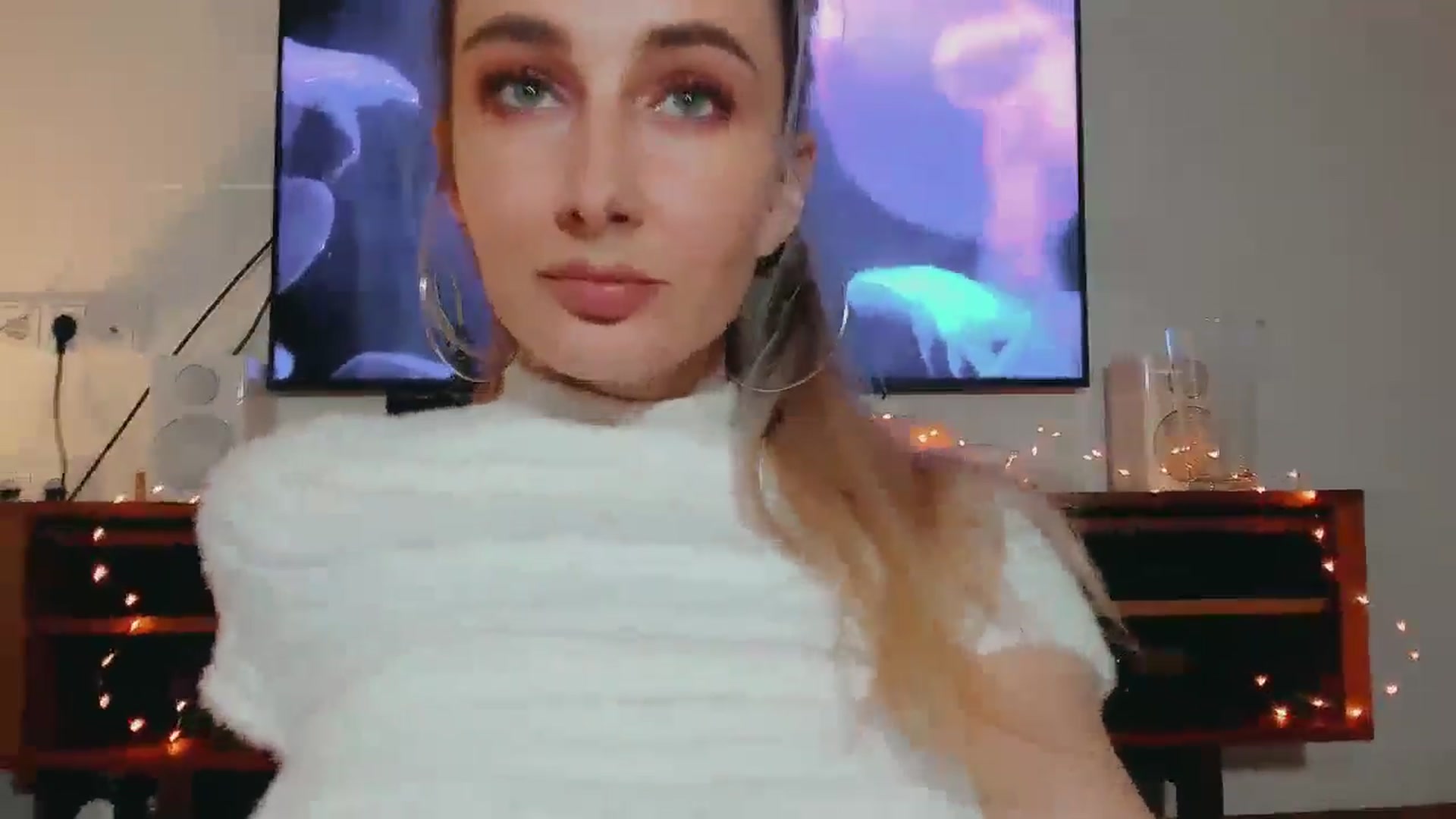 Gallery image thumbnail from User_number's myfreecams stream on, 11/09/2024, 14:01 image 6 of 20