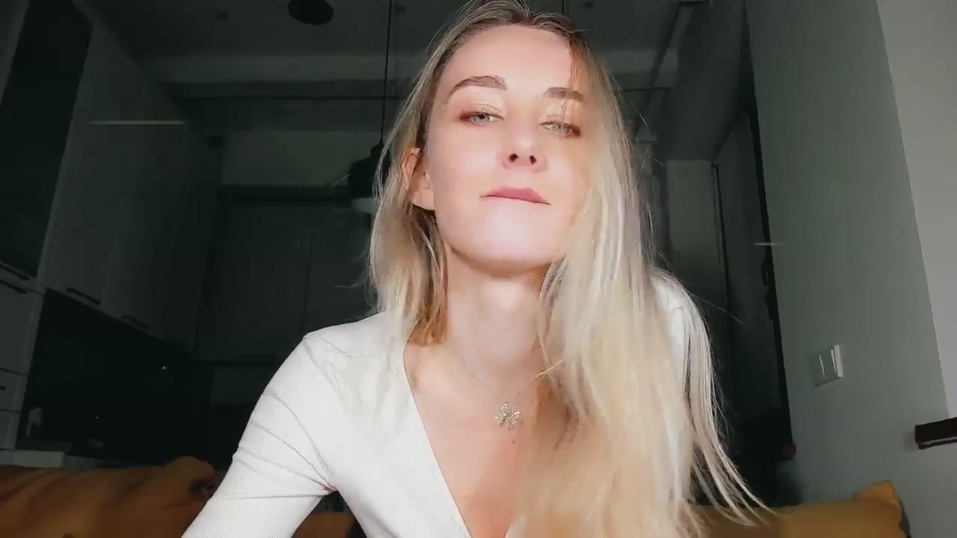 Gallery image thumbnail from User_number's myfreecams stream on, 01/14/2025, 16:02 image 18 of 20