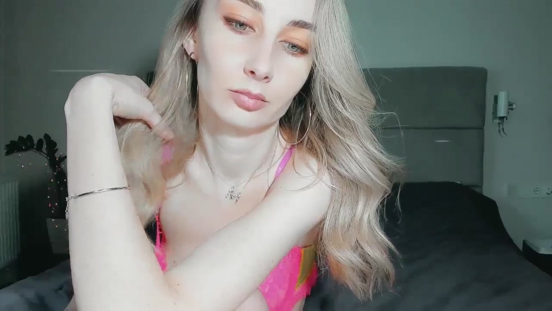 Gallery image thumbnail from User_number's myfreecams stream on, 01/16/2025, 14:16 image 20 of 20