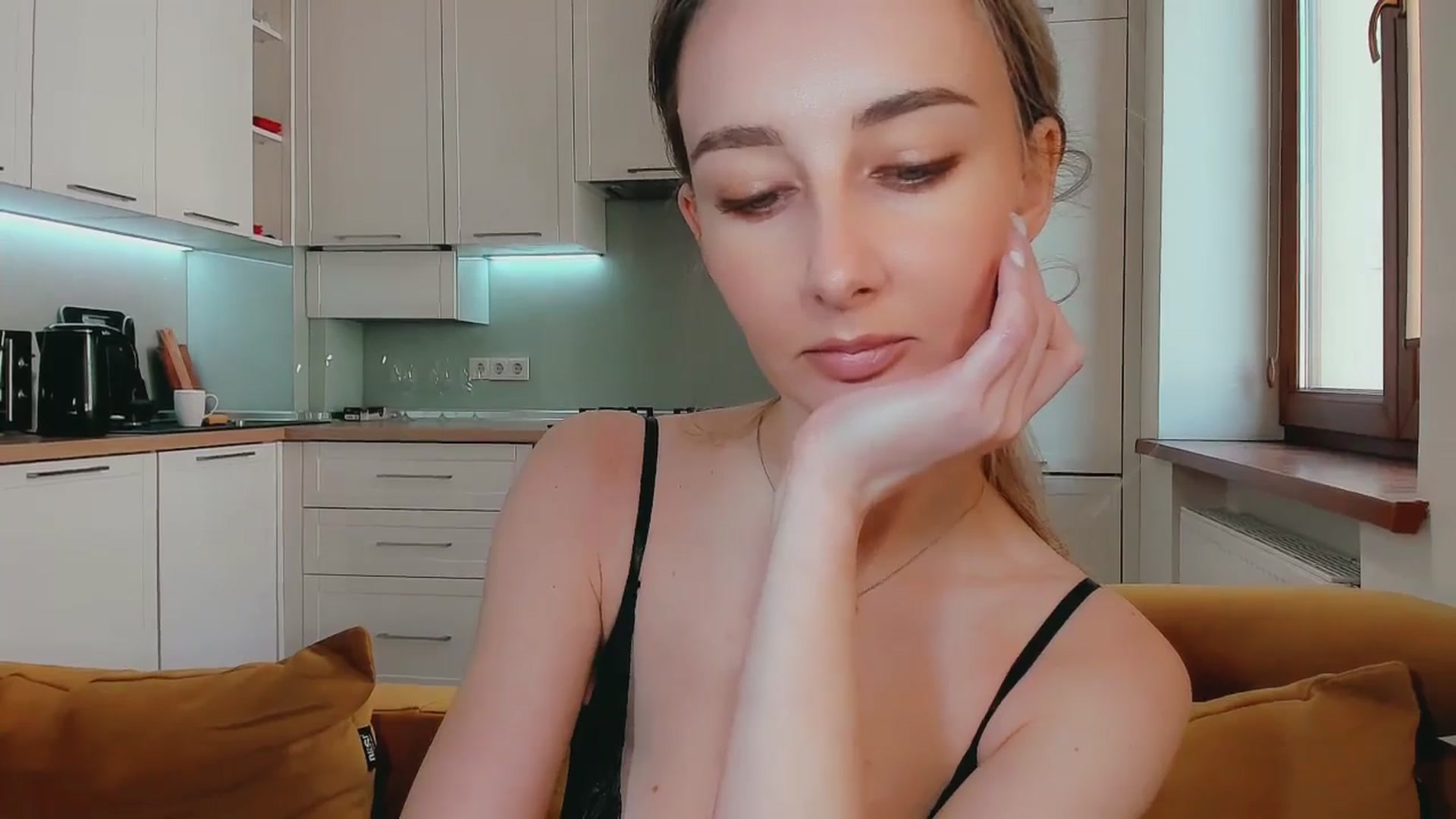 Gallery image thumbnail from User_number's myfreecams stream on, 03/17/2025, 14:28 image 10 of 20