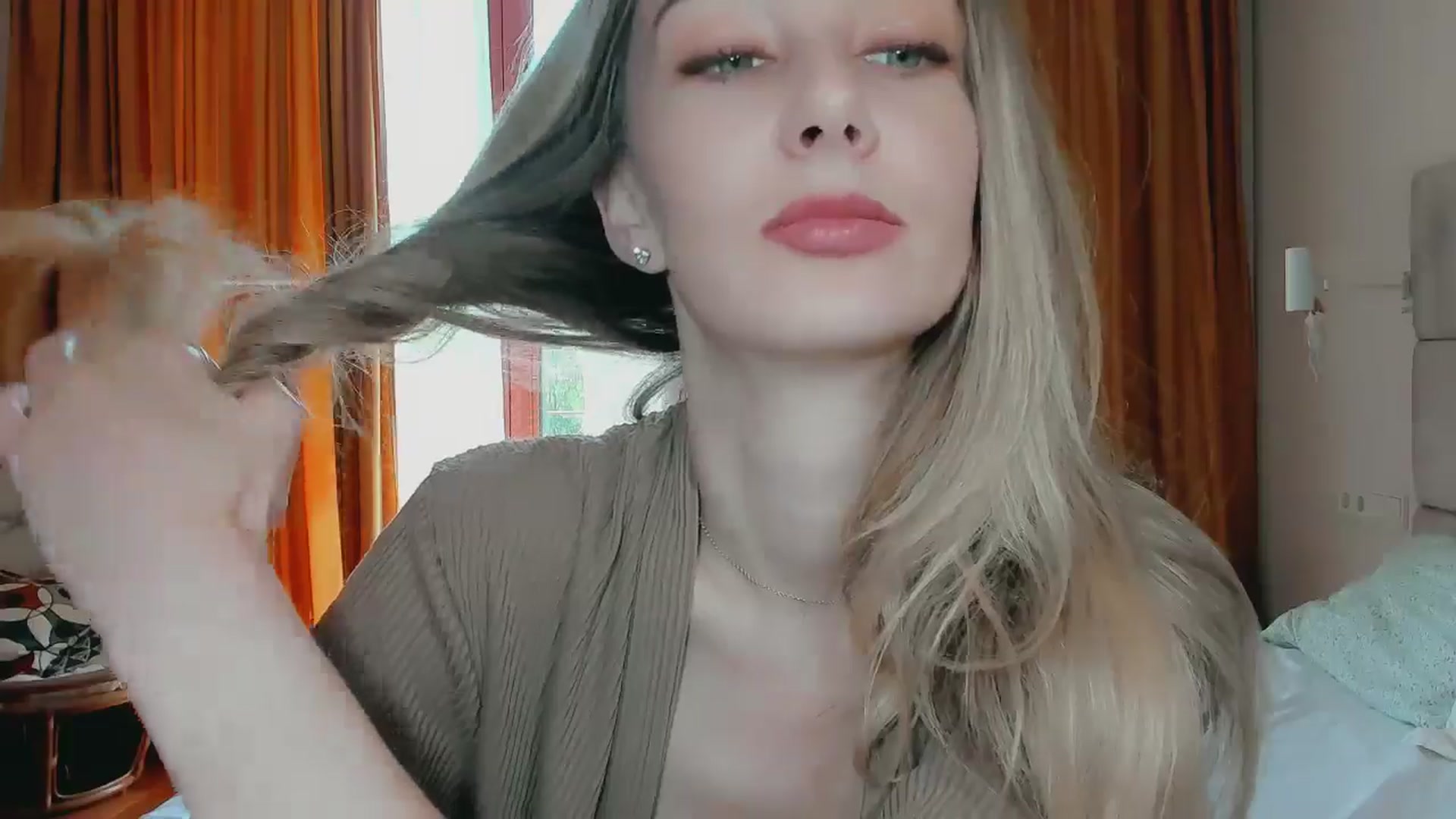 Gallery image thumbnail from User_number's myfreecams stream on, 06/25/2025, 11:14 image 9 of 20