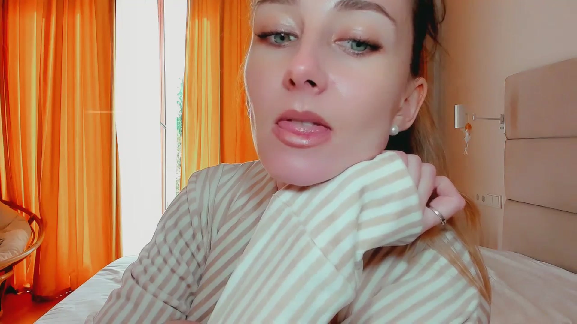 Gallery image thumbnail from User_number's myfreecams stream on, 08/25/2025, 14:56 image 5 of 20