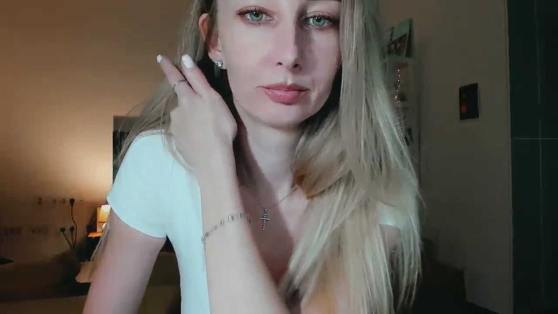 Gallery image thumbnail from User_number's myfreecams stream on, 10/02/2025, 13:00 image 2 of 20