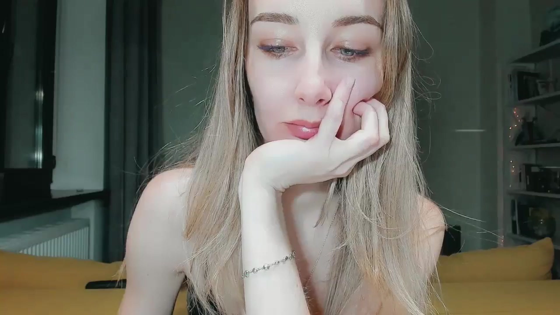 Gallery image thumbnail from User_number's myfreecams stream on, 11/14/2025, 17:39 image 14 of 20