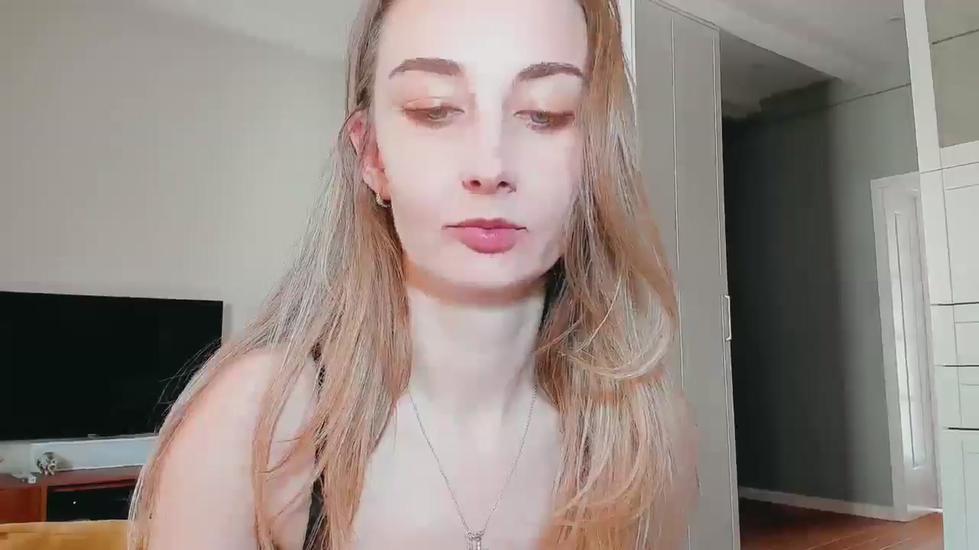 Gallery image thumbnail from User_number's myfreecams stream on, 03/28/2026, 13:50 image 9 of 20