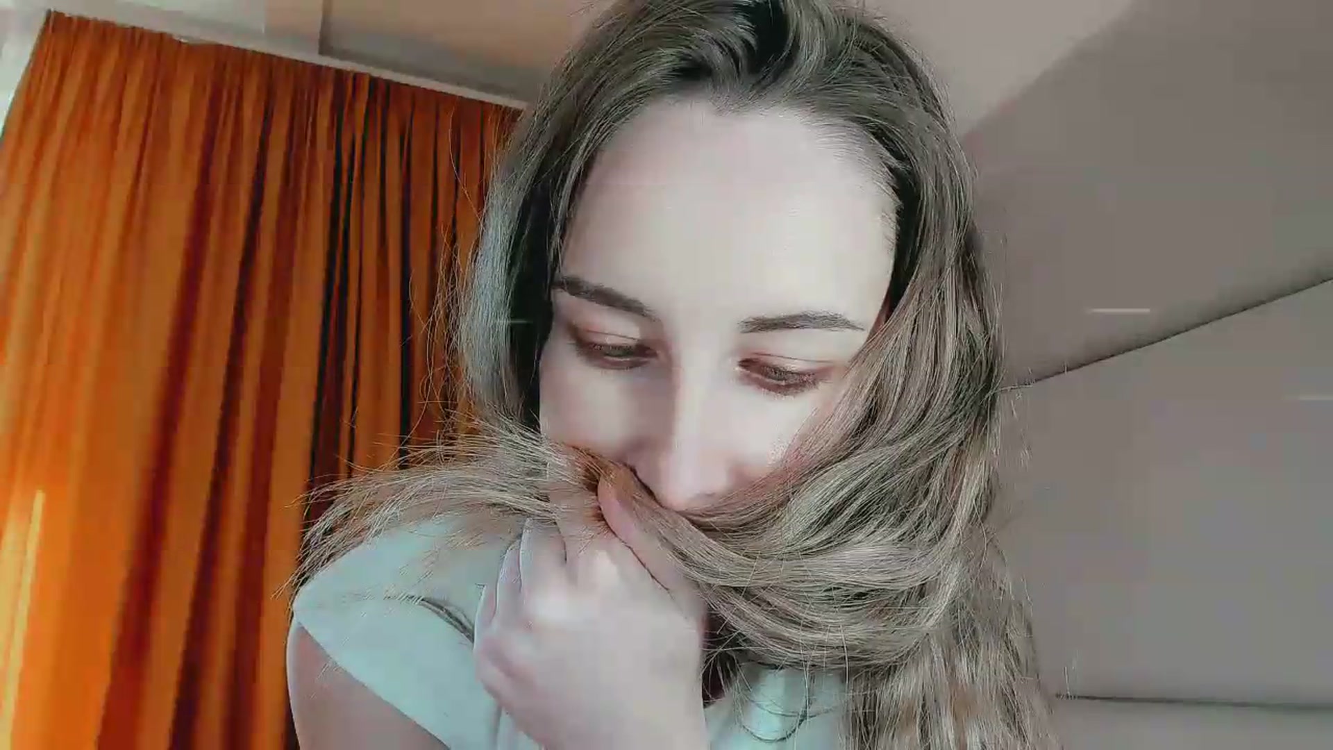 Gallery image thumbnail from User_number's myfreecams stream on, 05/30/2026, 12:31 image 12 of 20