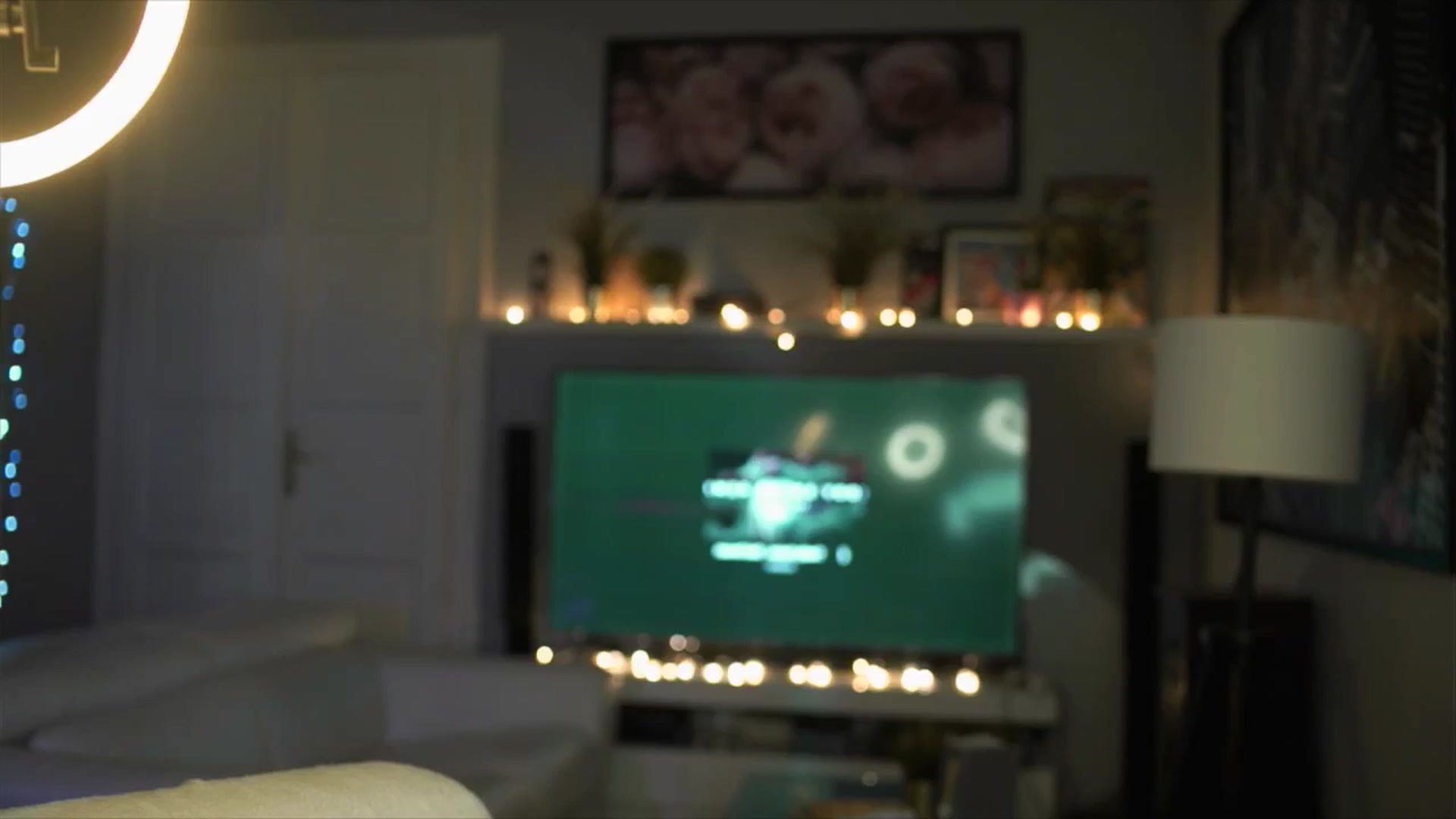 Gallery image thumbnail from Uwu_nika18's myfreecams stream on, 12/31/2025, 22:12 image 8 of 20