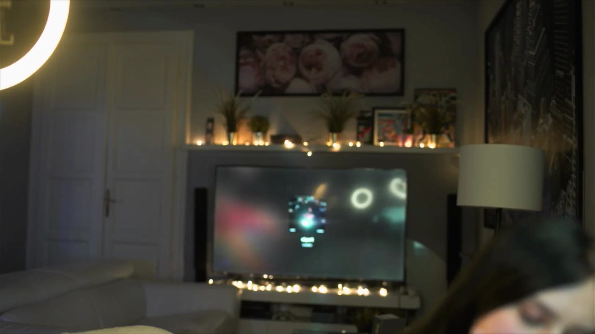 Gallery image thumbnail from Uwu_nika18's myfreecams stream on, 12/31/2025, 22:12 image 14 of 20