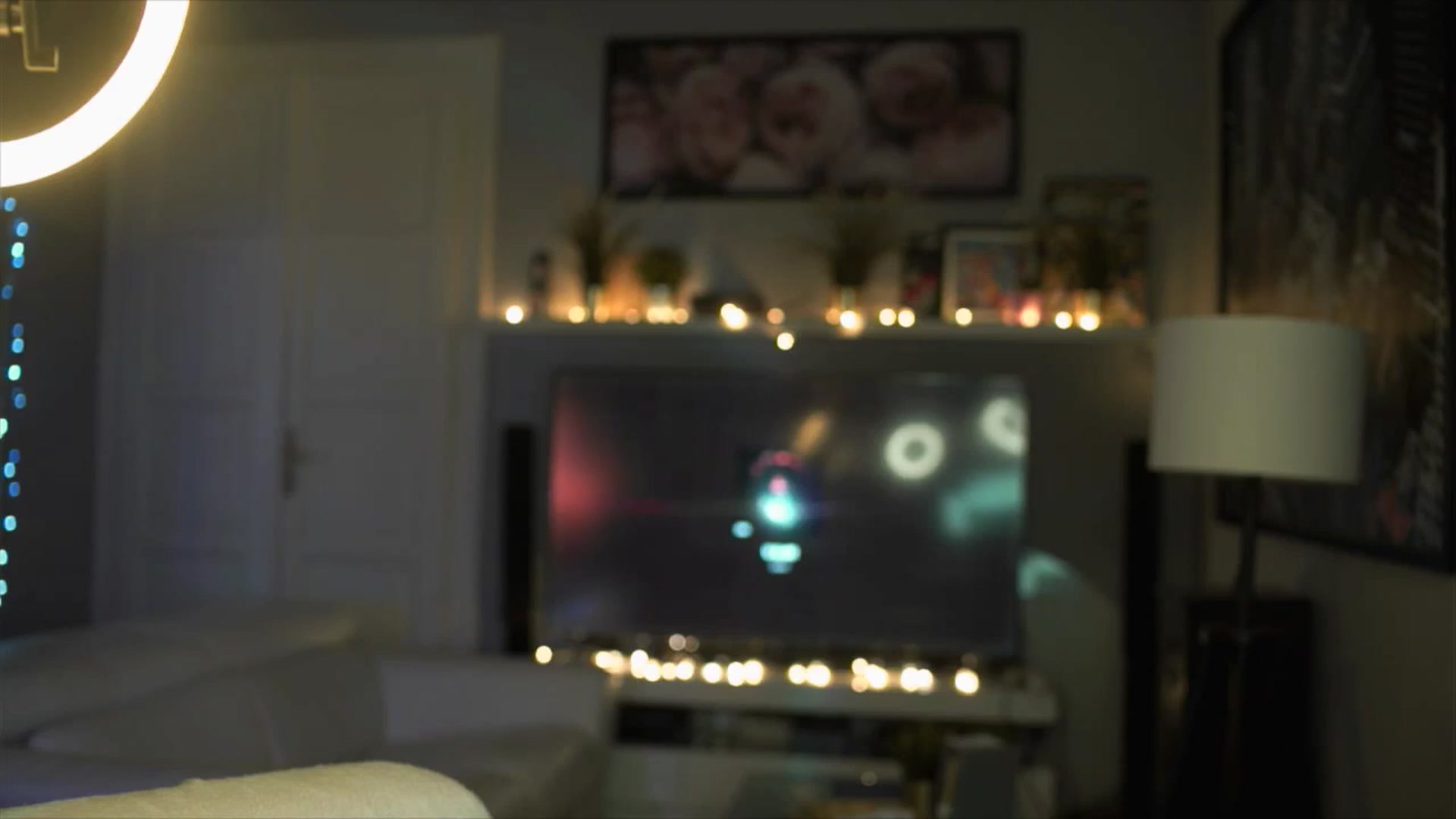 Gallery image thumbnail from Uwu_nika18's myfreecams stream on, 12/31/2025, 22:12 image 12 of 20