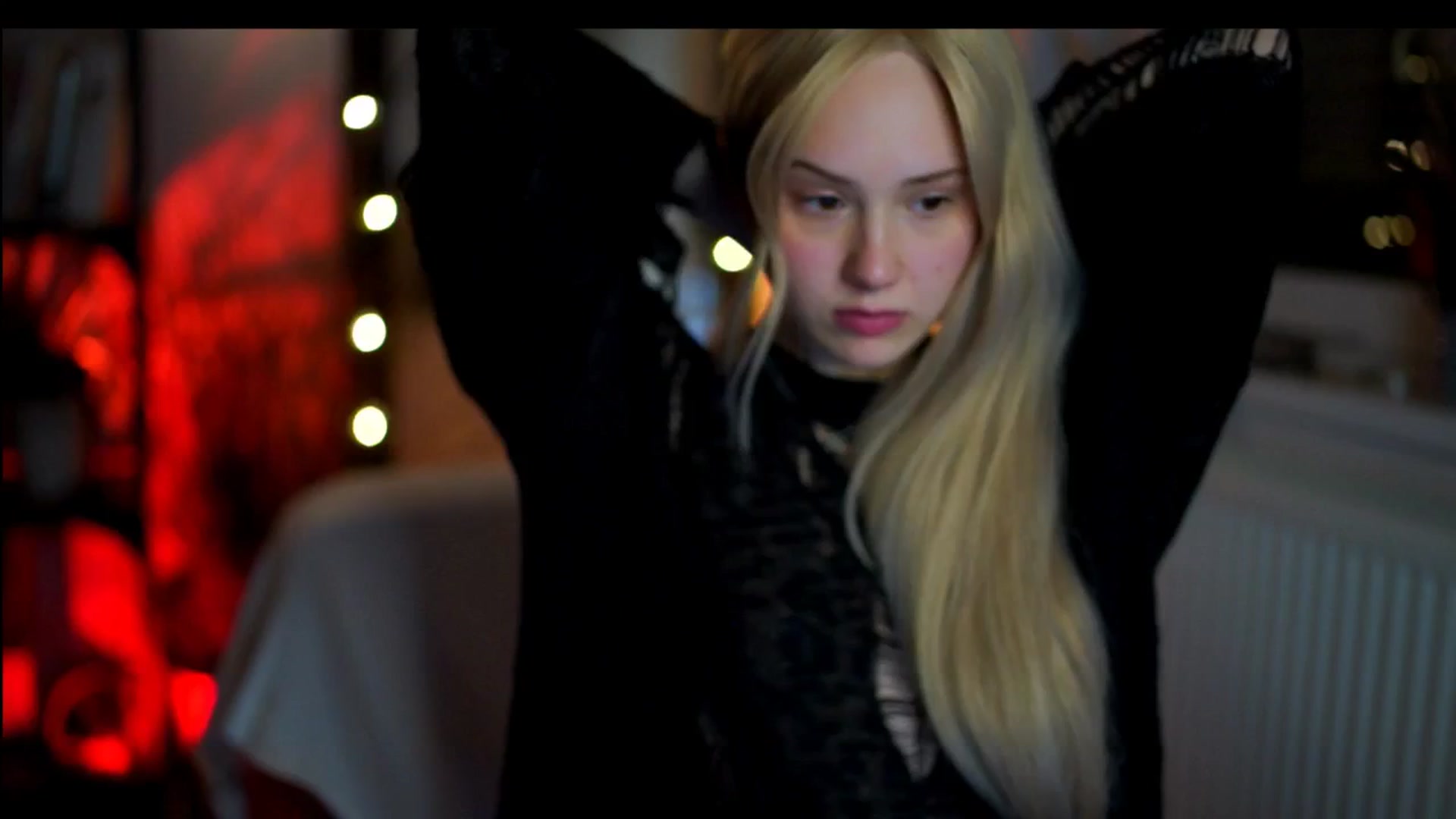 Gallery image thumbnail from Uwu_nika18's myfreecams stream on, 03/28/2026, 19:38 image 4 of 20