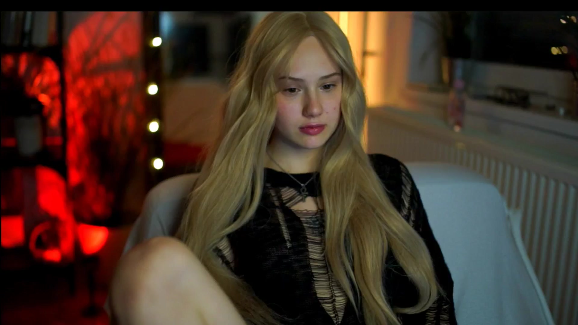 Gallery image thumbnail from Uwu_nika18's myfreecams stream on, 03/28/2026, 20:41 image 16 of 20