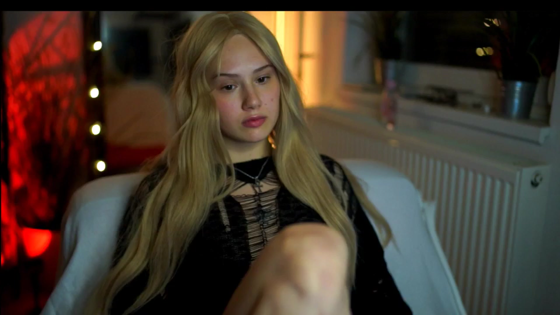 Gallery image thumbnail from Uwu_nika18's myfreecams stream on, 03/28/2026, 20:41 image 10 of 20