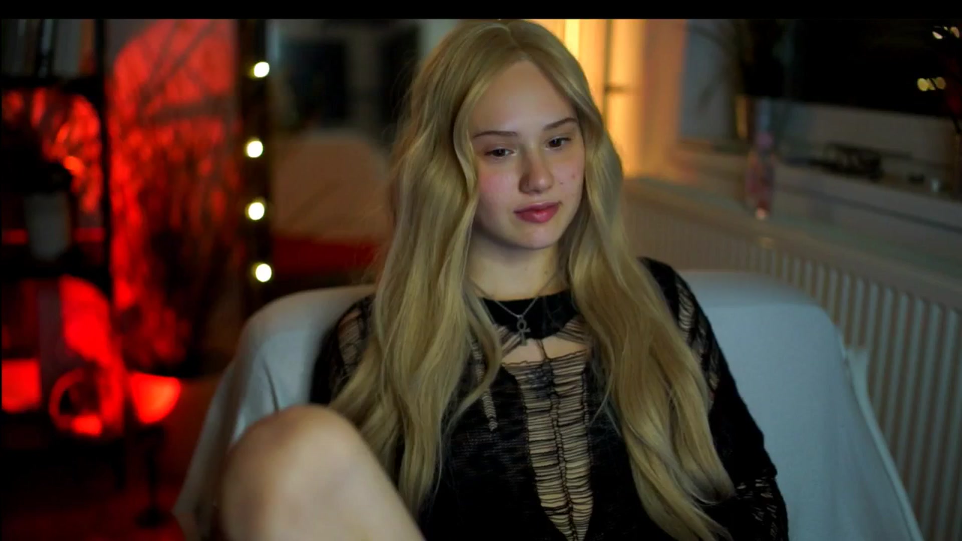Gallery image thumbnail from Uwu_nika18's myfreecams stream on, 03/28/2026, 20:41 image 19 of 20