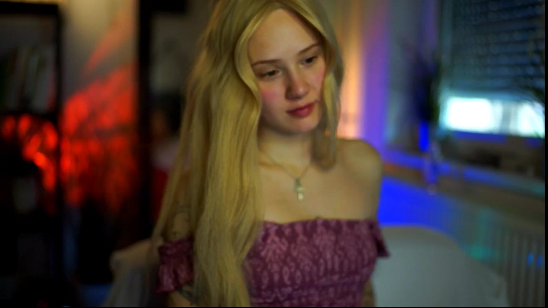 Gallery image thumbnail from Uwu_nika18's myfreecams stream on, 04/01/2026, 09:03 image 19 of 20