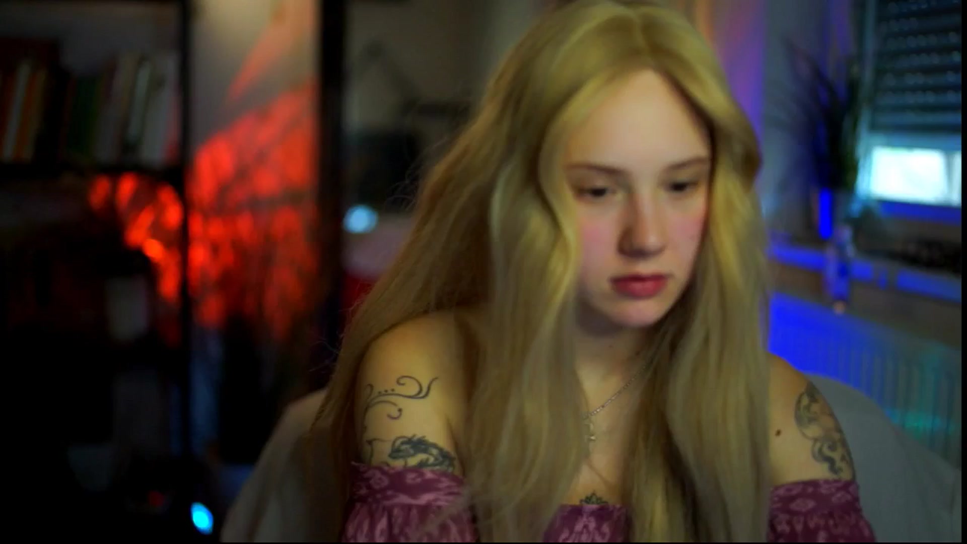 Gallery image thumbnail from Uwu_nika18's myfreecams stream on, 04/01/2026, 09:03 image 1 of 20