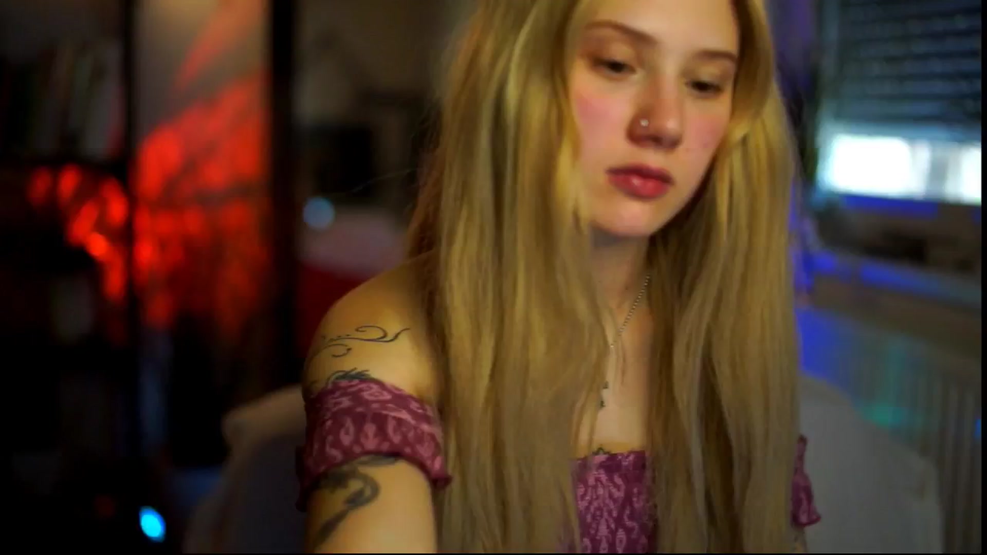 Gallery image thumbnail from Uwu_nika18's myfreecams stream on, 04/01/2026, 09:03 image 16 of 20