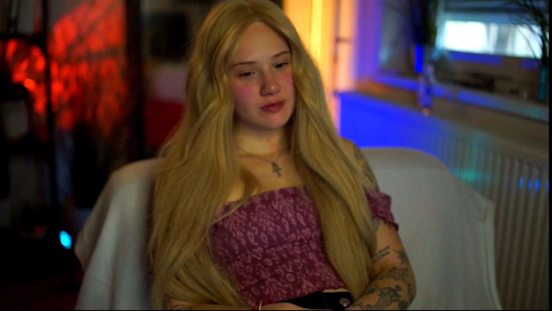 Gallery image thumbnail from Uwu_nika18's myfreecams stream on, 04/01/2026, 09:03 image 4 of 20