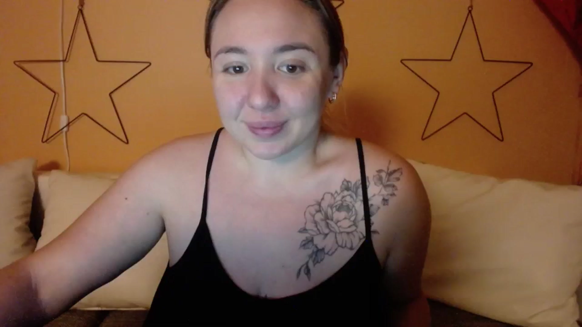 Gallery image thumbnail from VCutiexx's myfreecams stream on, 02/27/2024, 17:18 image 1 of 20