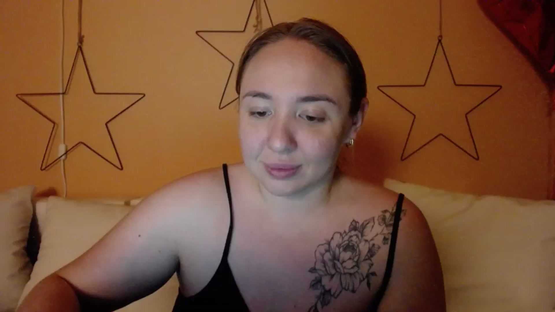 Gallery image thumbnail from VCutiexx's myfreecams stream on, 02/27/2024, 17:18 image 9 of 20