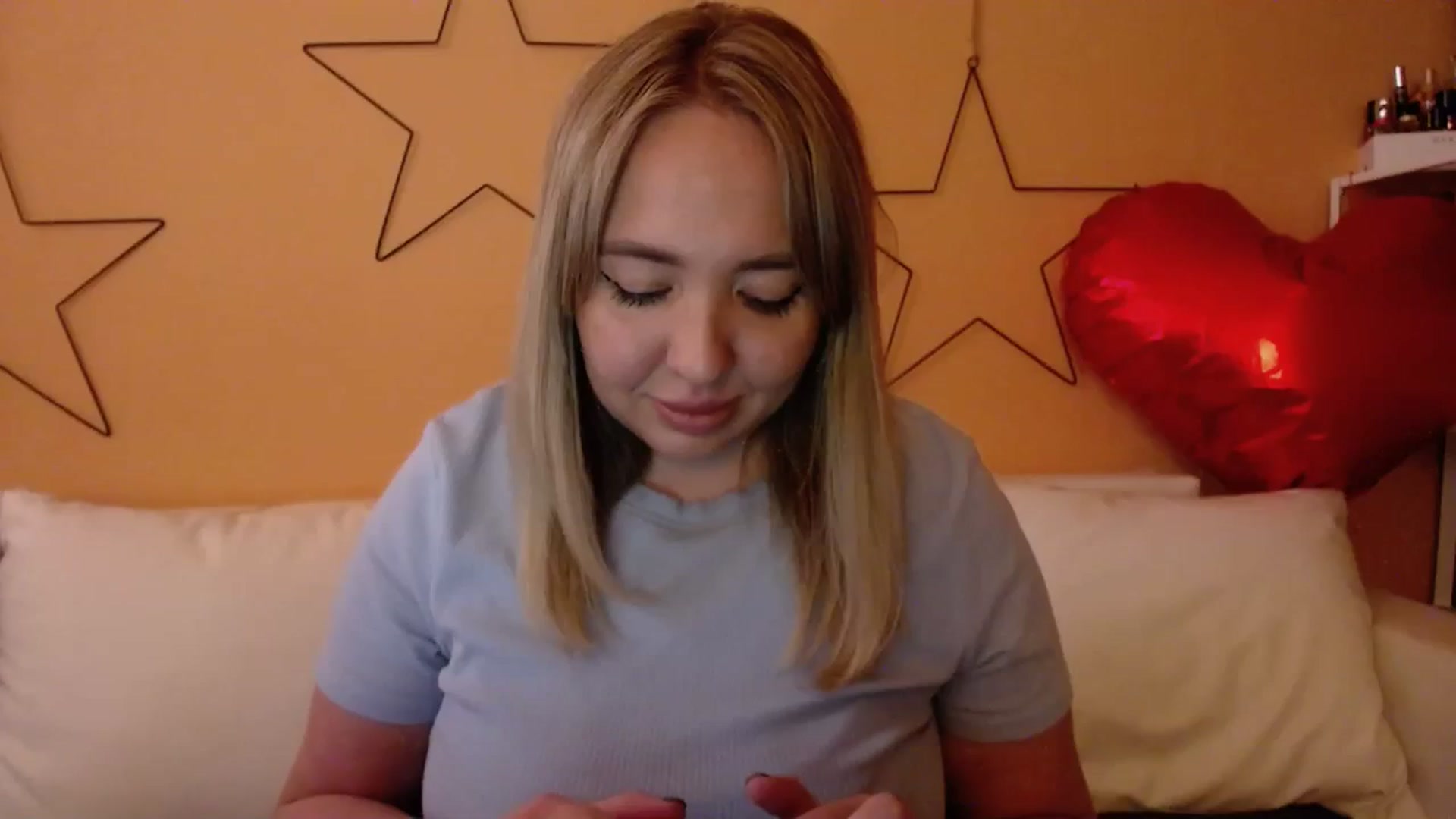 Gallery image thumbnail from VCutiexx's myfreecams stream on, 03/18/2024, 13:58 image 1 of 20
