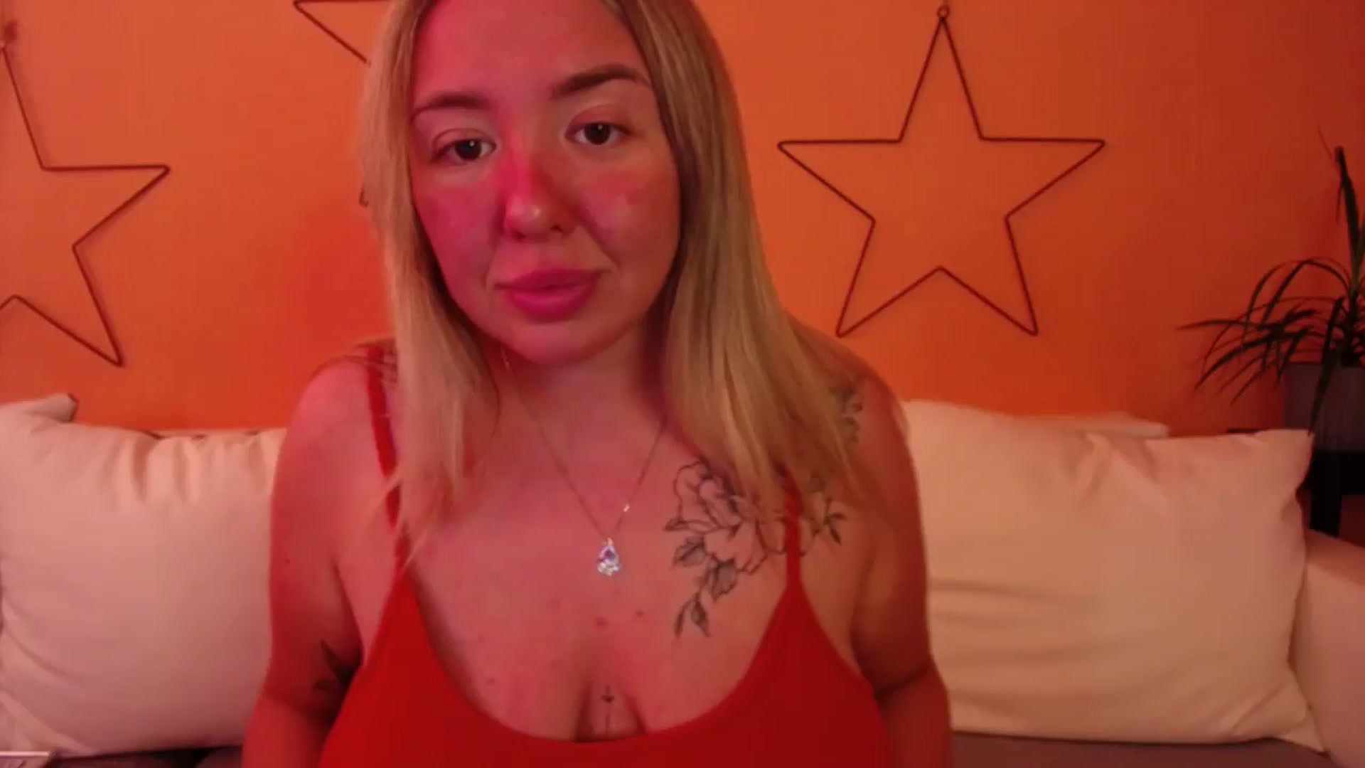 Gallery image thumbnail from VCutiexx's myfreecams stream on, 05/07/2024, 11:39 image 1 of 20