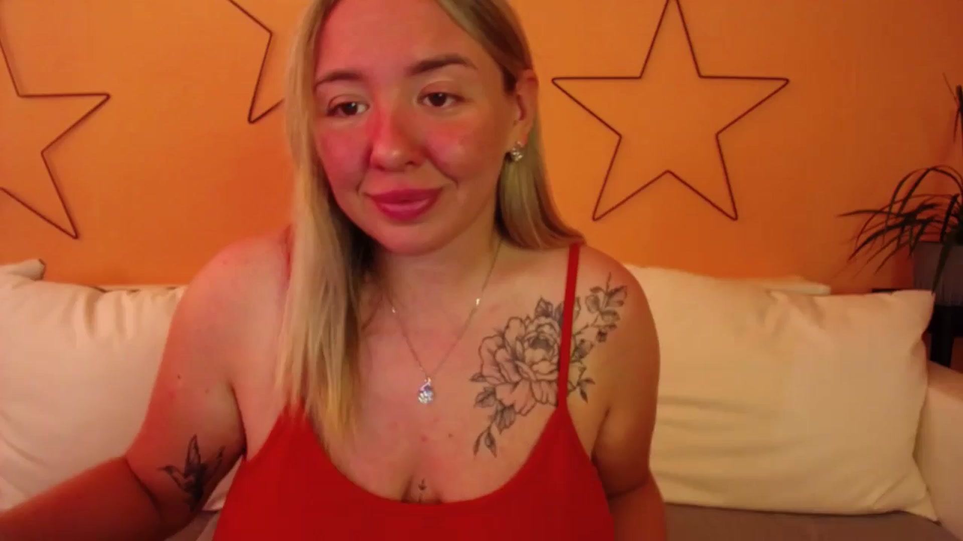 Gallery image thumbnail from VCutiexx's myfreecams stream on, 05/07/2024, 11:39 image 13 of 20