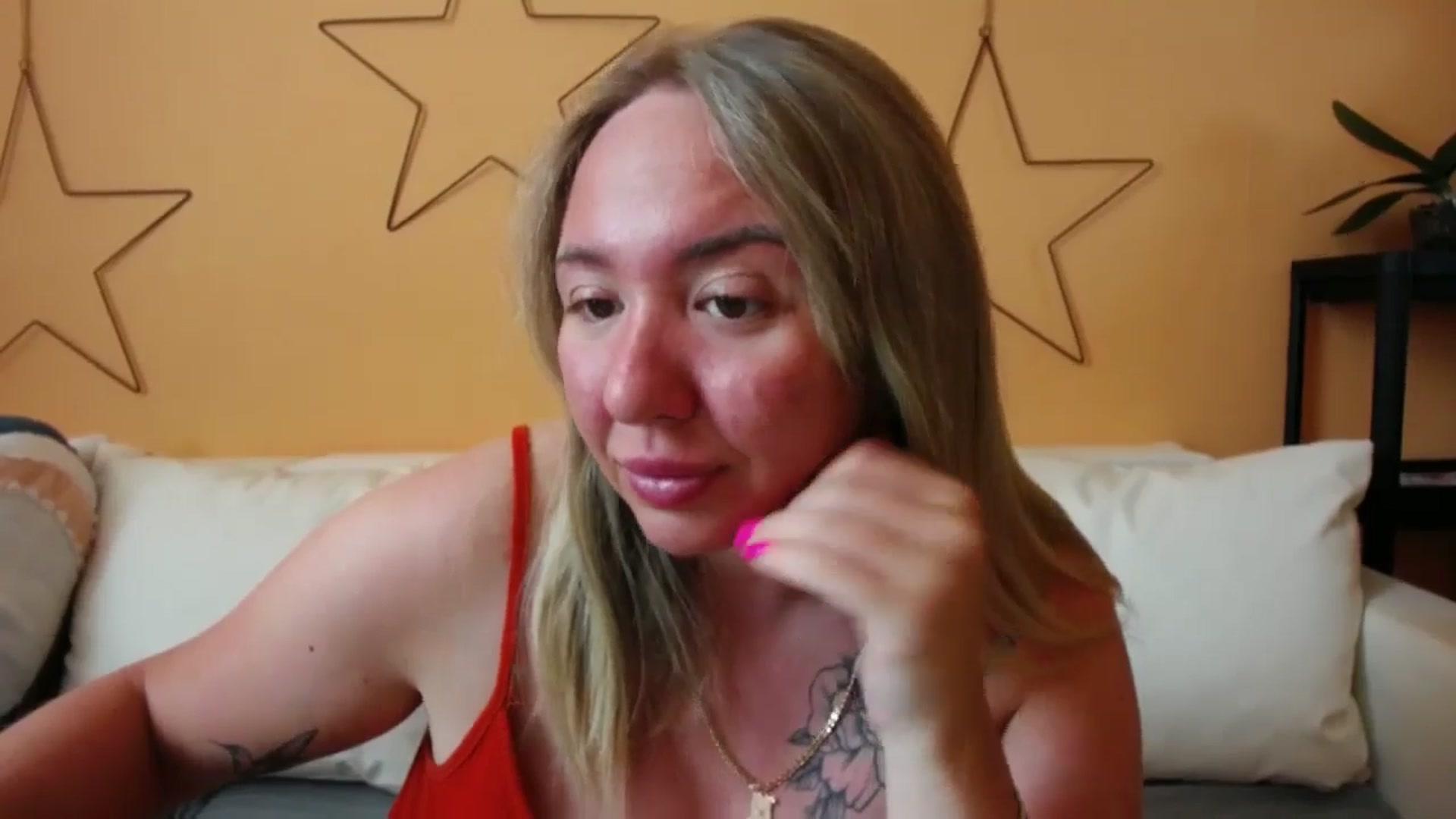 Gallery image thumbnail from VCutiexx's myfreecams stream on, 05/26/2024, 13:01 image 6 of 20