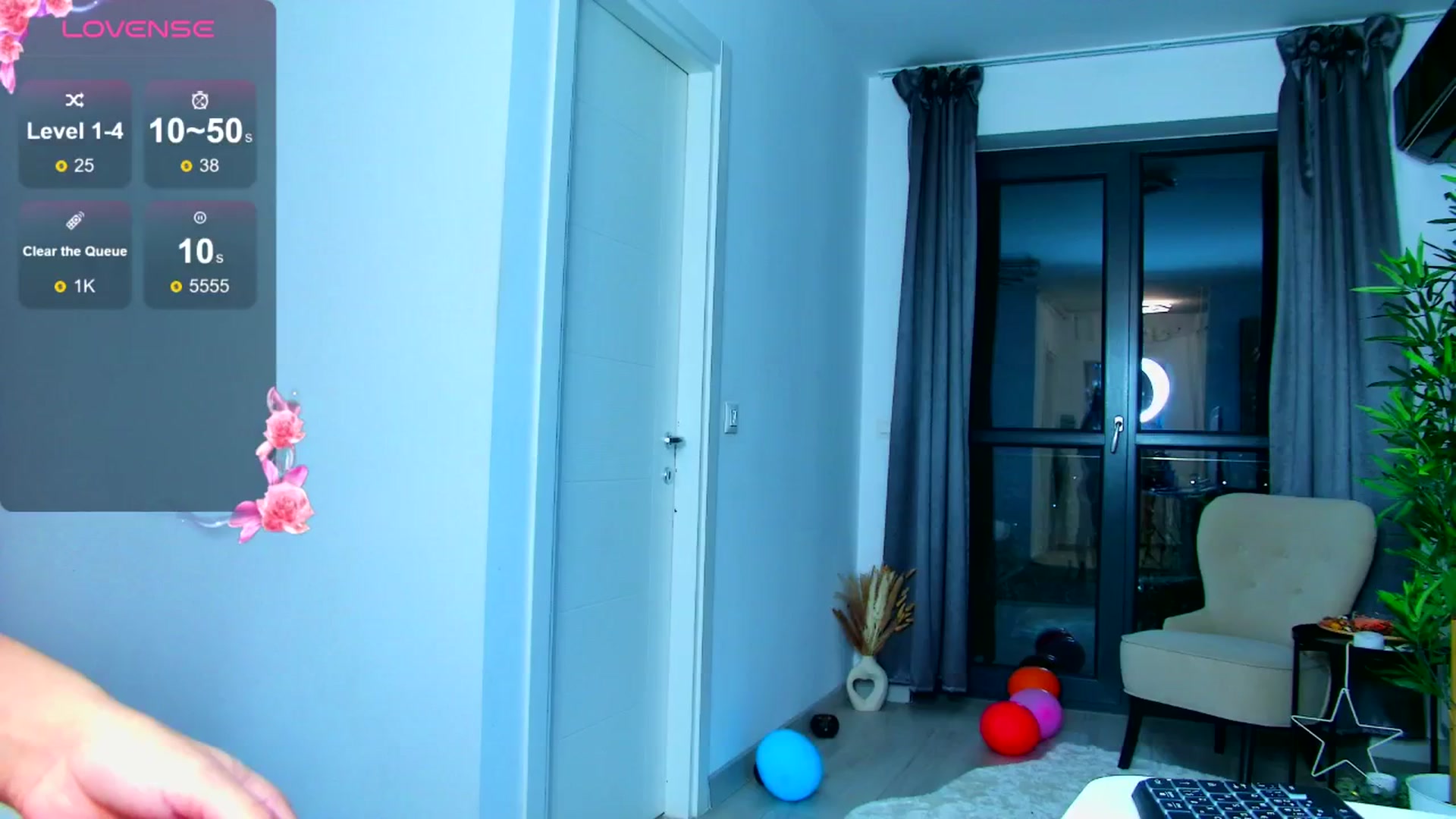 Gallery image thumbnail from VIKKEZE's myfreecams stream on, 11/27/2024, 17:16 image 17 of 20