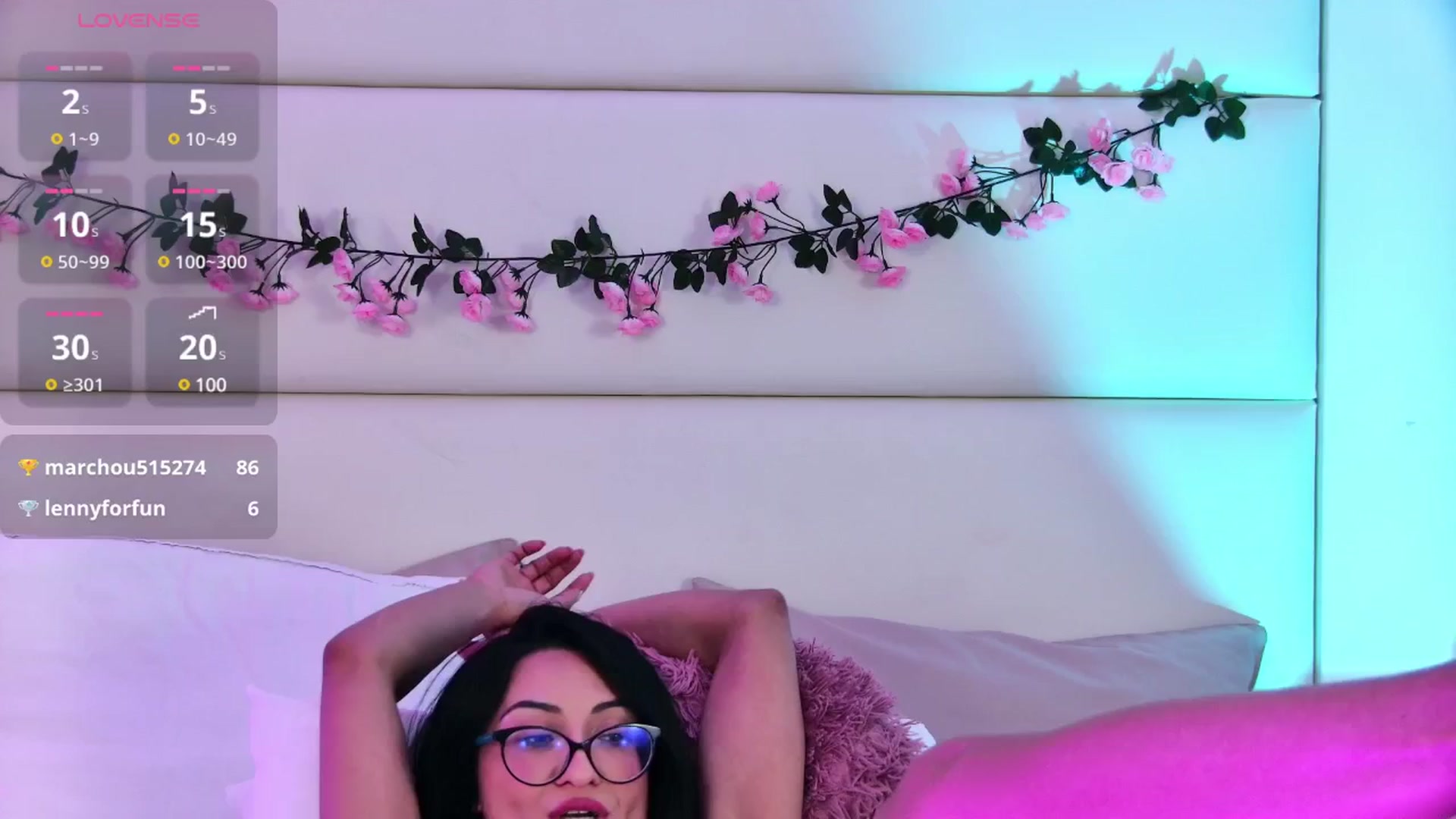 Gallery image thumbnail from VIKKEZE's myfreecams stream on, 05/20/2025, 21:50 image 11 of 20