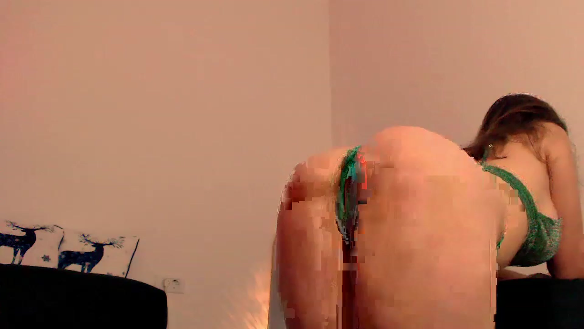 Gallery image thumbnail from VIKTORIAMYLUV's myfreecams stream on, 11/17/2022, 10:01 image 8 of 20