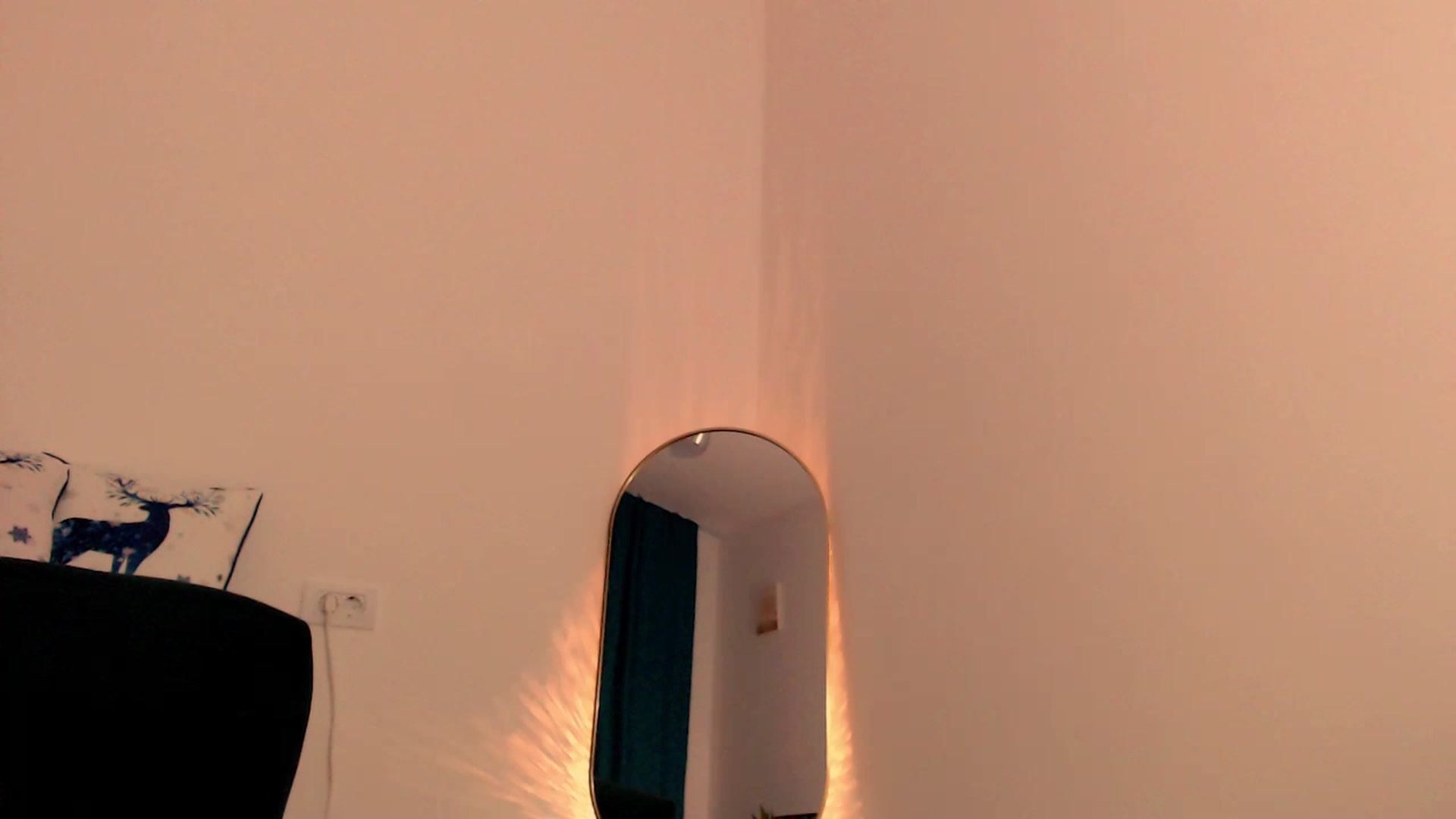 Gallery image thumbnail from VIKTORIAMYLUV's myfreecams stream on, 11/20/2022, 05:29 image 9 of 20