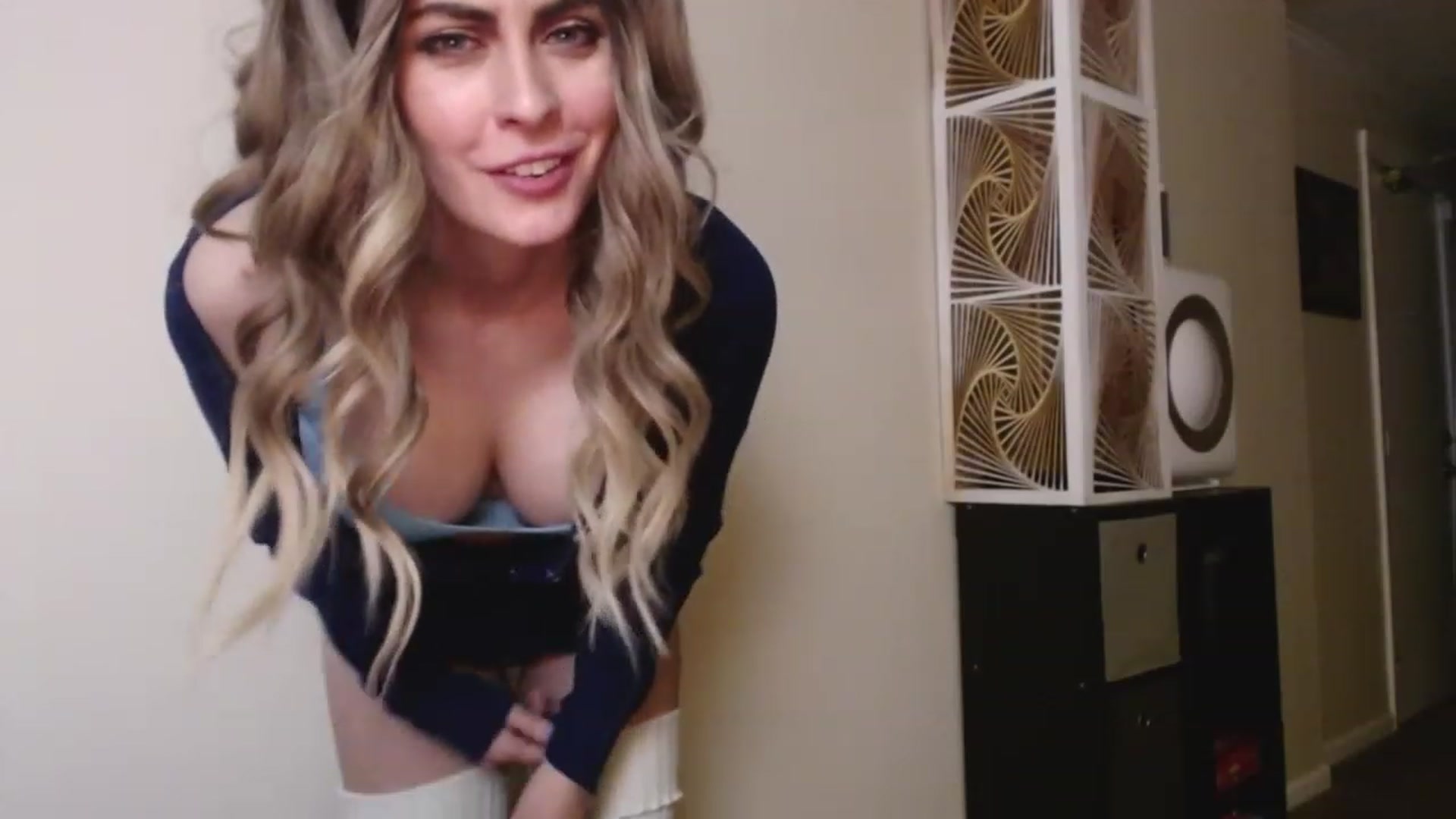 Gallery image thumbnail from VIX_SPY's myfreecams stream on, 11/20/2022, 04:28 image 17 of 20