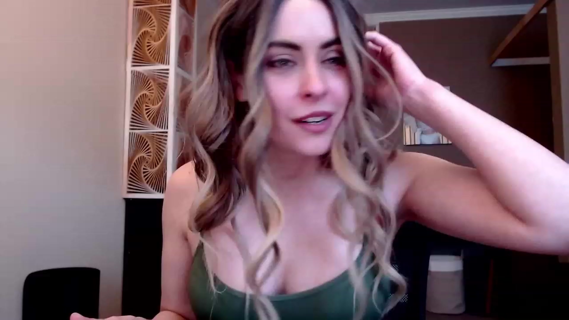 Gallery image thumbnail from VIX_SPY's myfreecams stream on, 01/15/2023, 21:17 image 15 of 20