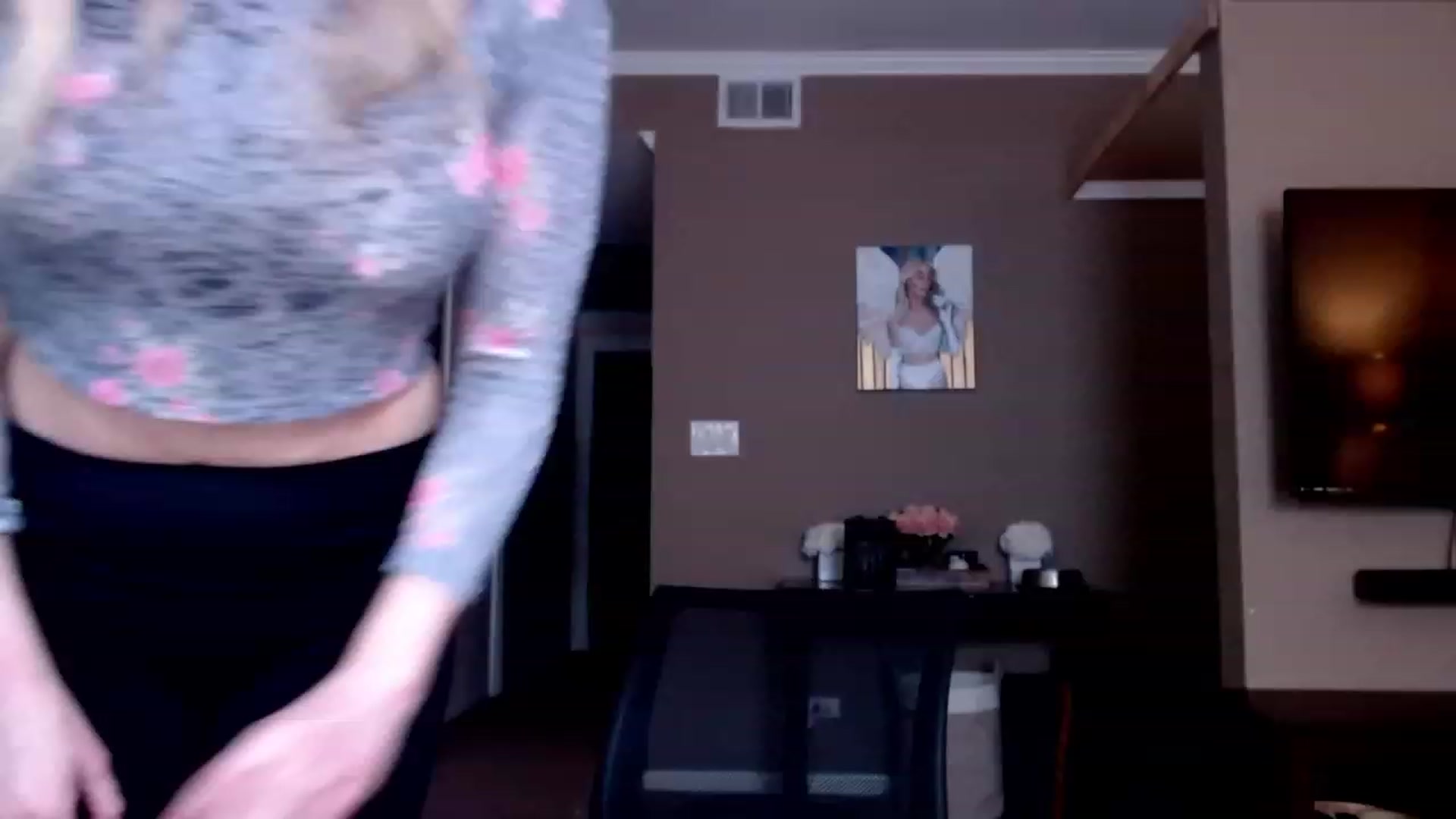 Gallery image thumbnail from VIX_SPY's myfreecams stream on, 01/25/2023, 21:31 image 13 of 20