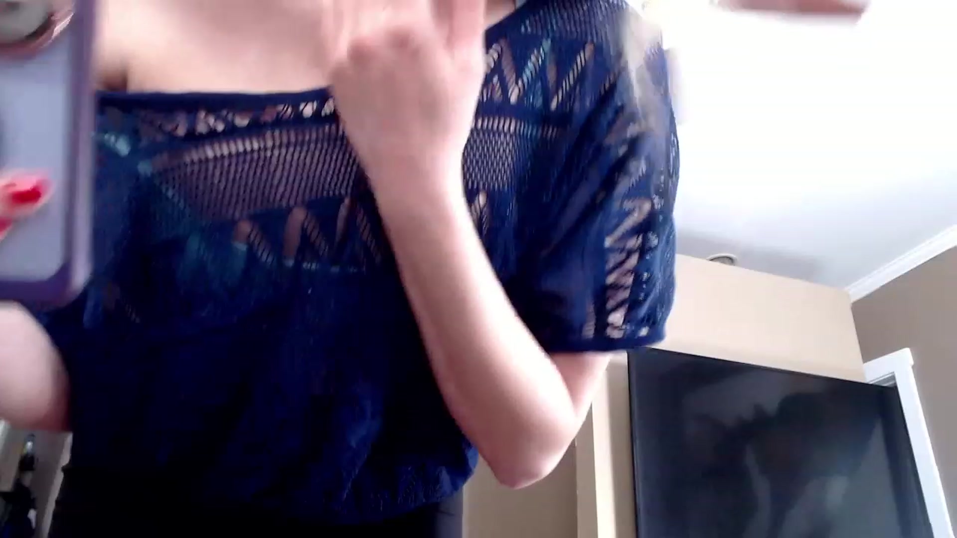 Gallery image thumbnail from VIX_SPY's myfreecams stream on, 02/06/2023, 18:36 image 12 of 20