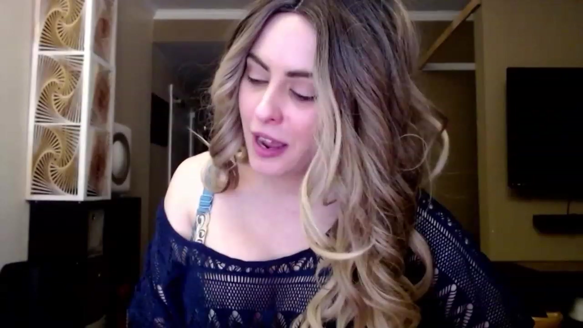 Gallery image thumbnail from VIX_SPY's myfreecams stream on, 02/06/2023, 23:42 image 19 of 20
