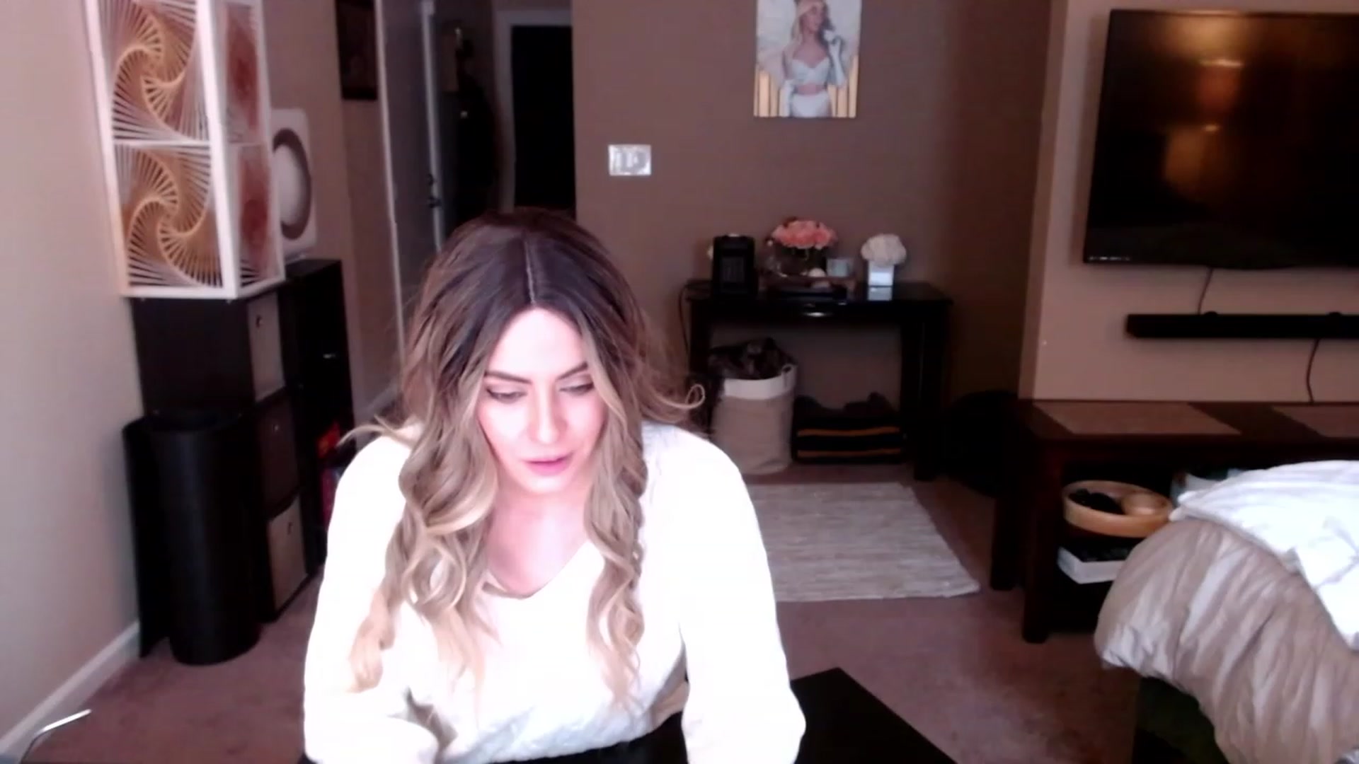 Gallery image thumbnail from VIX_SPY's myfreecams stream on, 03/09/2023, 21:19 image 7 of 20