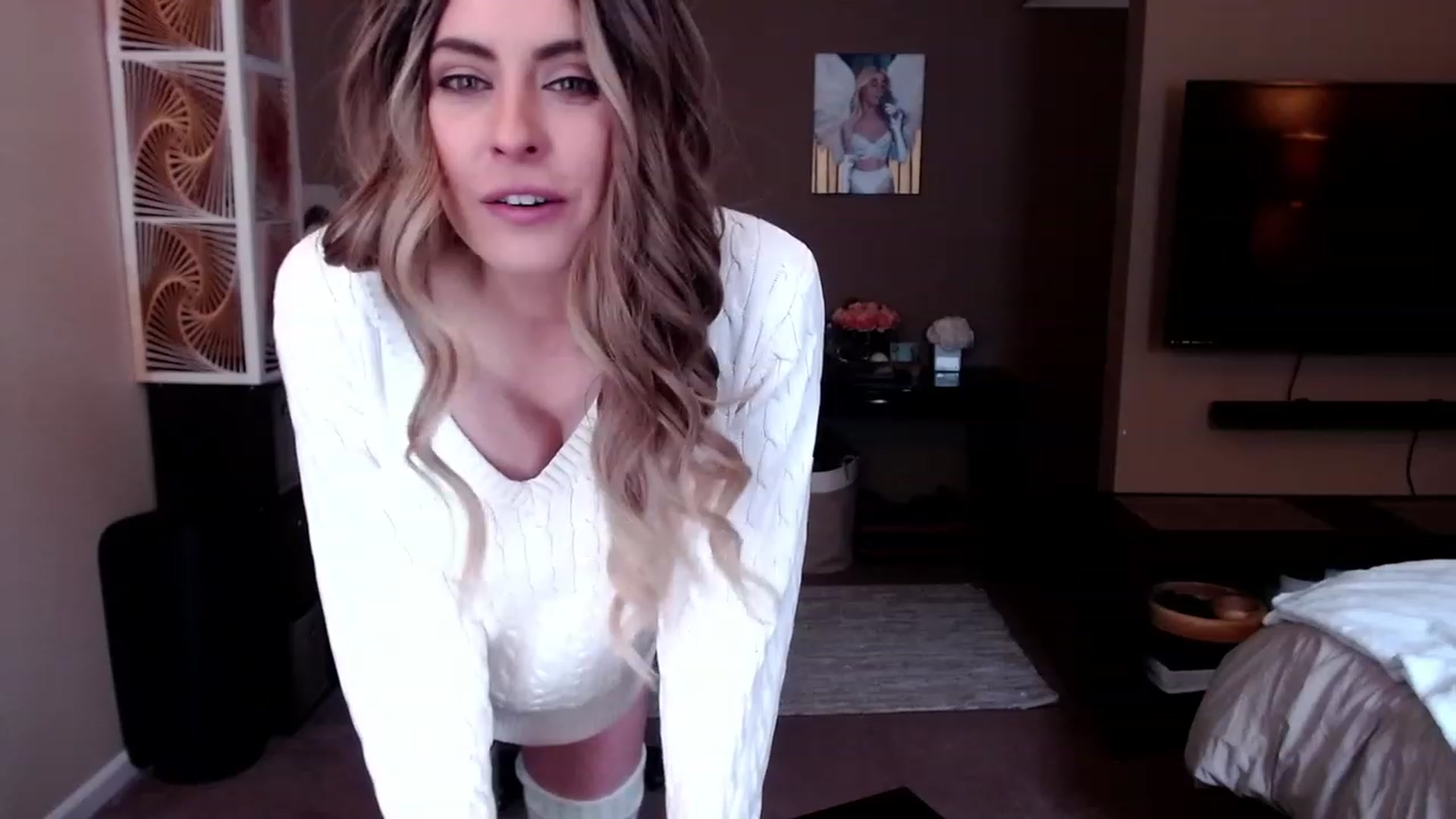 Gallery image thumbnail from VIX_SPY's myfreecams stream on, 03/09/2023, 21:19 image 4 of 20